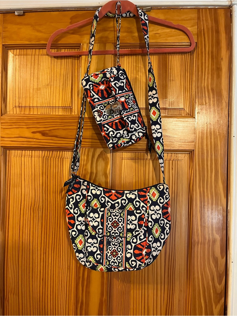 Vera Bradley  Crossbody and wristlet/ wallet Set - Navy, green & White